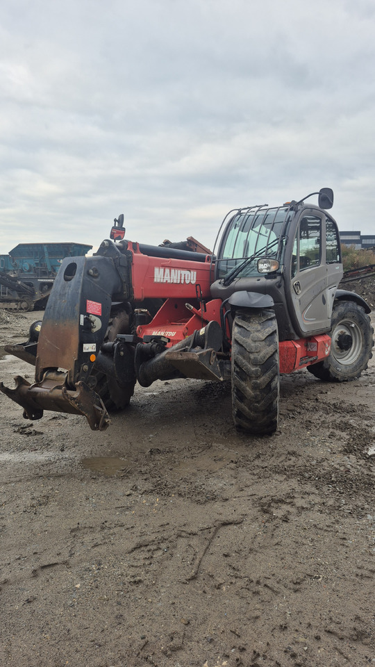 MANITOU MT1335 - Teleskopiskais iekrāvējs: foto 4 MANITOU MT1335 - Teleskopiskais iekrāvējs: foto 4