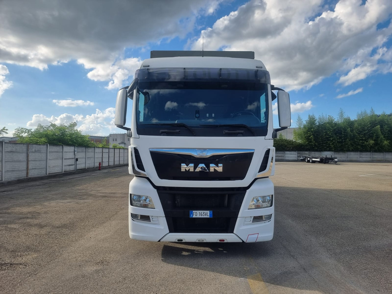 AUTOCARRO PORTACASSE - 2016 - 781000 km MAN TGX 26.440 6x2 - Kravas automašīna ar tentu, Piekabe ar tentu: foto 5 AUTOCARRO PORTACASSE - 2016 - 781000 km MAN TGX 26.440 6x2 - Kravas automašīna ar tentu, Piekabe ar tentu: foto 5