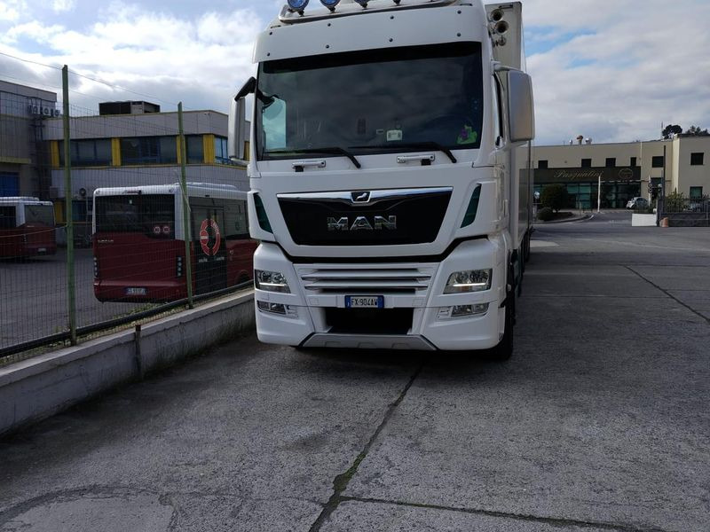 AUTOTRENO FRIGO MAN TGX TGX 26.580 6x2-4 LL - Kravas automašīna refrižerators: foto 2 AUTOTRENO FRIGO MAN TGX TGX 26.580 6x2-4 LL - Kravas automašīna refrižerators: foto 2