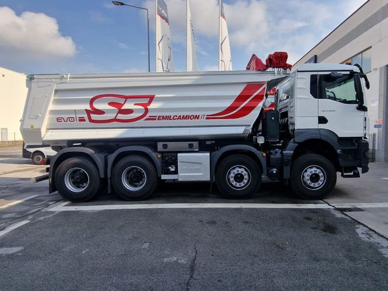 CAMION RIBALTABILE 4 ASSI 480HP VASCA S5 NUOVO MAN TGS 41.480 8x4 BB CH - Kravas automašīna pašizgāzējs: foto 1 CAMION RIBALTABILE 4 ASSI 480HP VASCA S5 NUOVO MAN TGS 41.480 8x4 BB CH - Kravas automašīna pašizgāzējs: foto 1