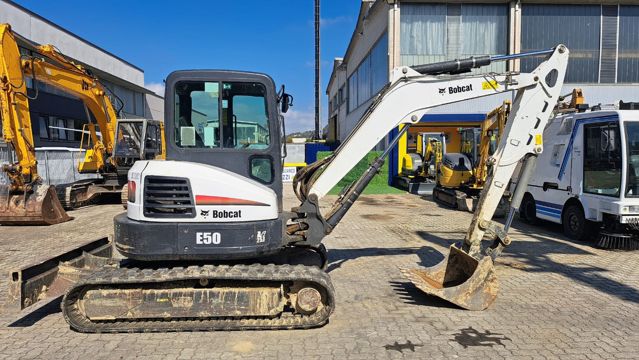 BOBCAT Bobcat E50 - Ekskavators: foto 1 BOBCAT Bobcat E50 - Ekskavators: foto 1