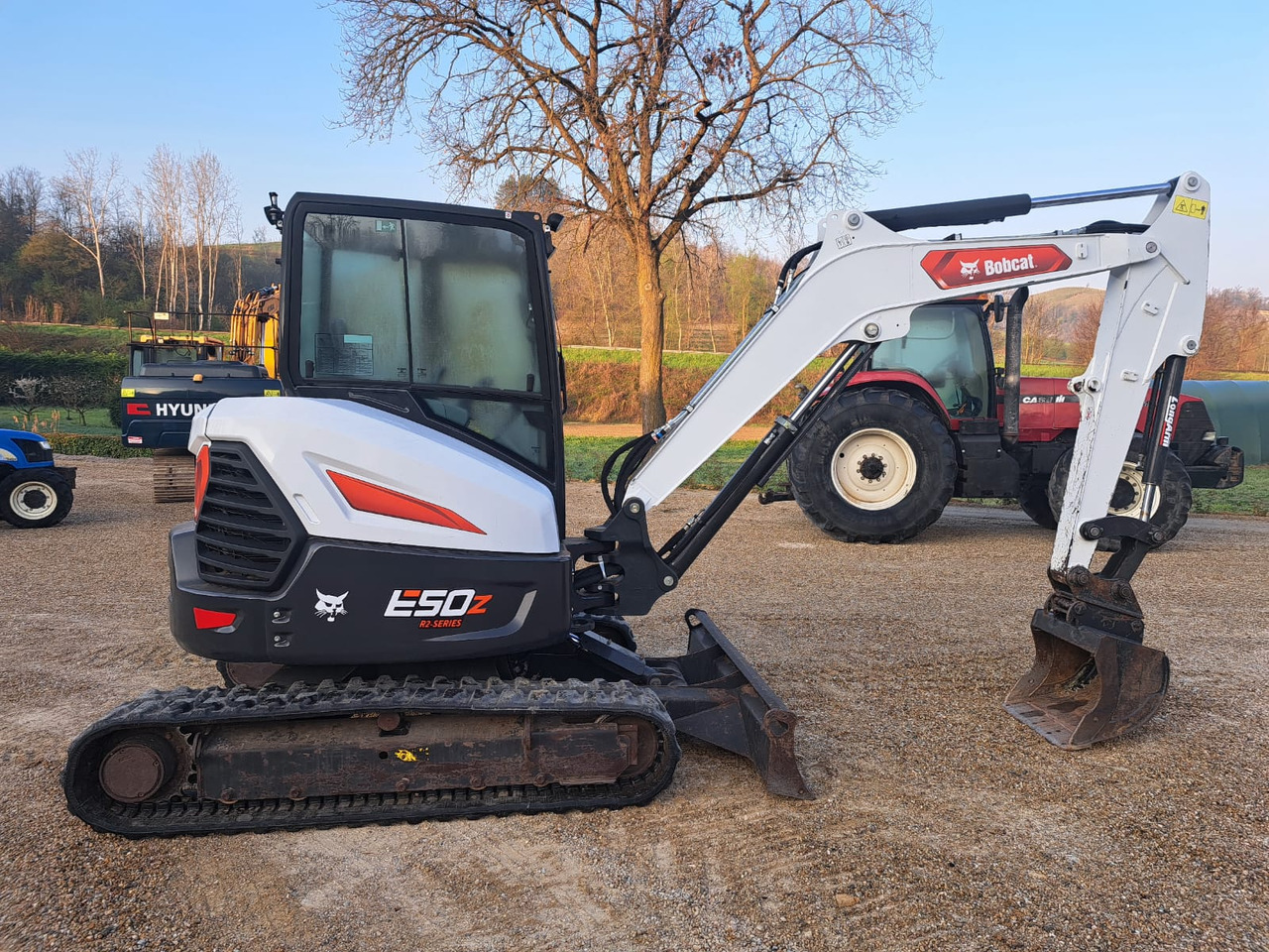 BOBCAT E 50 - Mini-ekskavators: foto 1 BOBCAT E 50 - Mini-ekskavators: foto 1