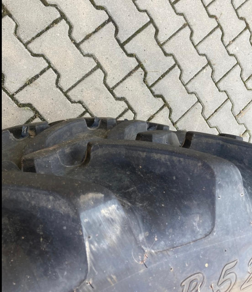 Alliance 300/95R52 - Riepa: foto 5 Alliance 300/95R52 - Riepa: foto 5