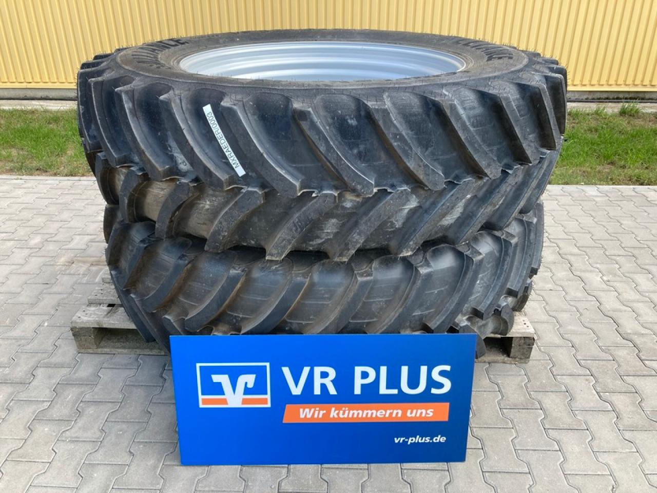Alliance 520/85R46 PASSEND ZU LEEB 8 GS - Riepa: foto 1 Alliance 520/85R46 PASSEND ZU LEEB 8 GS - Riepa: foto 1