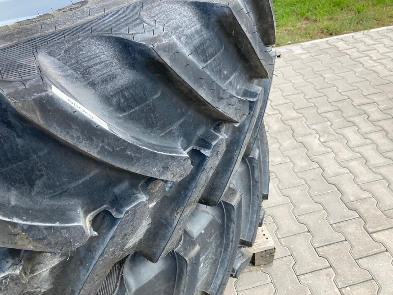 Alliance 520/85R46 PASSEND ZU LEEB 8 GS - Riepa: foto 5 Alliance 520/85R46 PASSEND ZU LEEB 8 GS - Riepa: foto 5