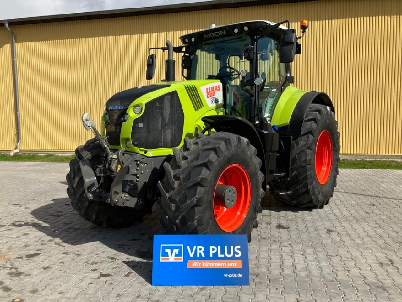 CLAAS AXION 870 - Traktors: foto 1 CLAAS AXION 870 - Traktors: foto 1
