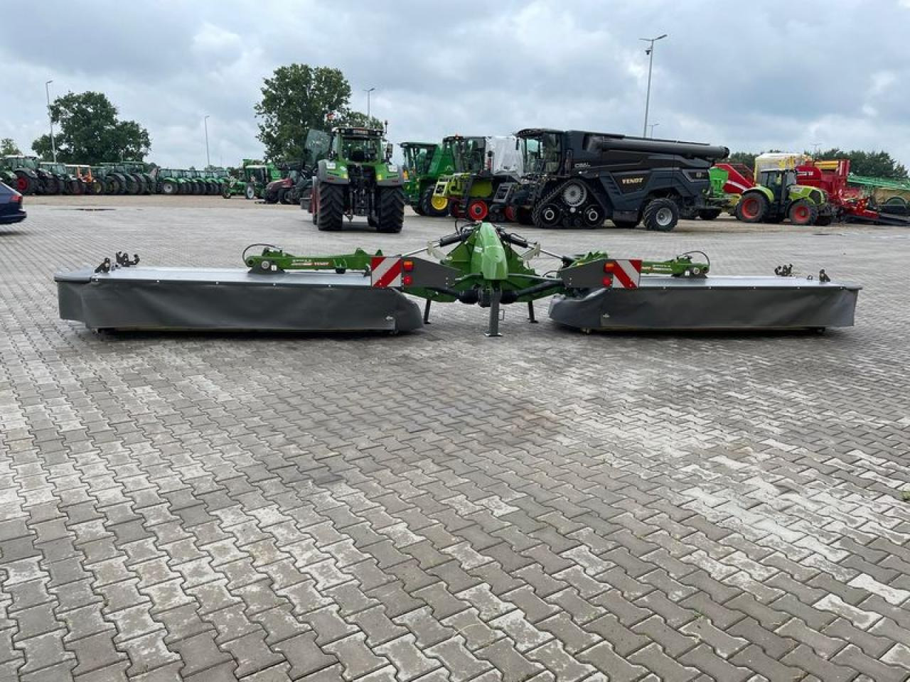Fendt SLICER 860 HECKMÄHWERK - Pļāvējs: foto 2 Fendt SLICER 860 HECKMÄHWERK - Pļāvējs: foto 2