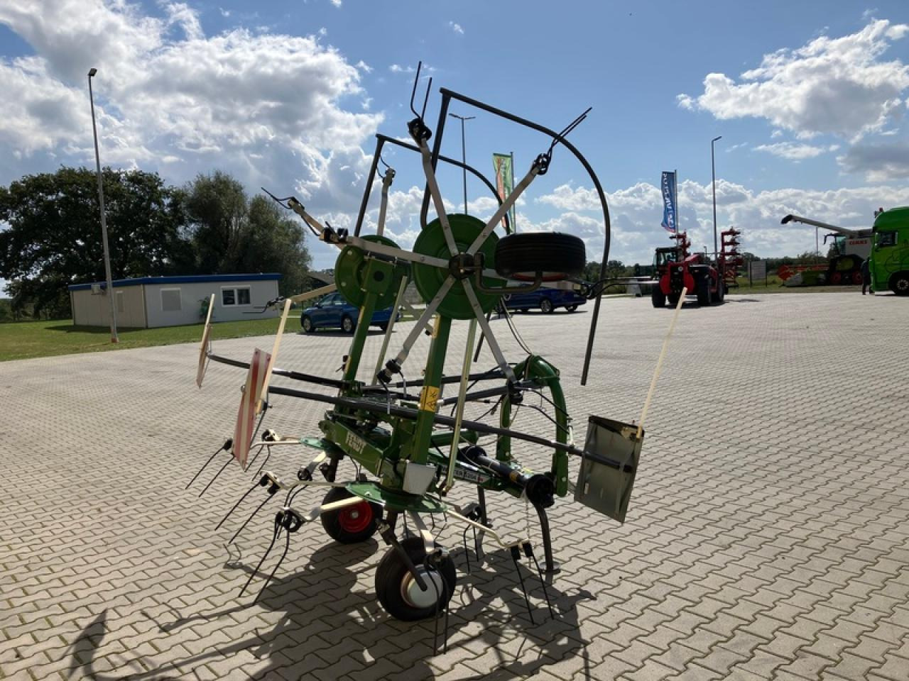 Fendt TWISTER 5204 AKTION - Vālotājs/ Ārdītājs: foto 3 Fendt TWISTER 5204 AKTION - Vālotājs/ Ārdītājs: foto 3