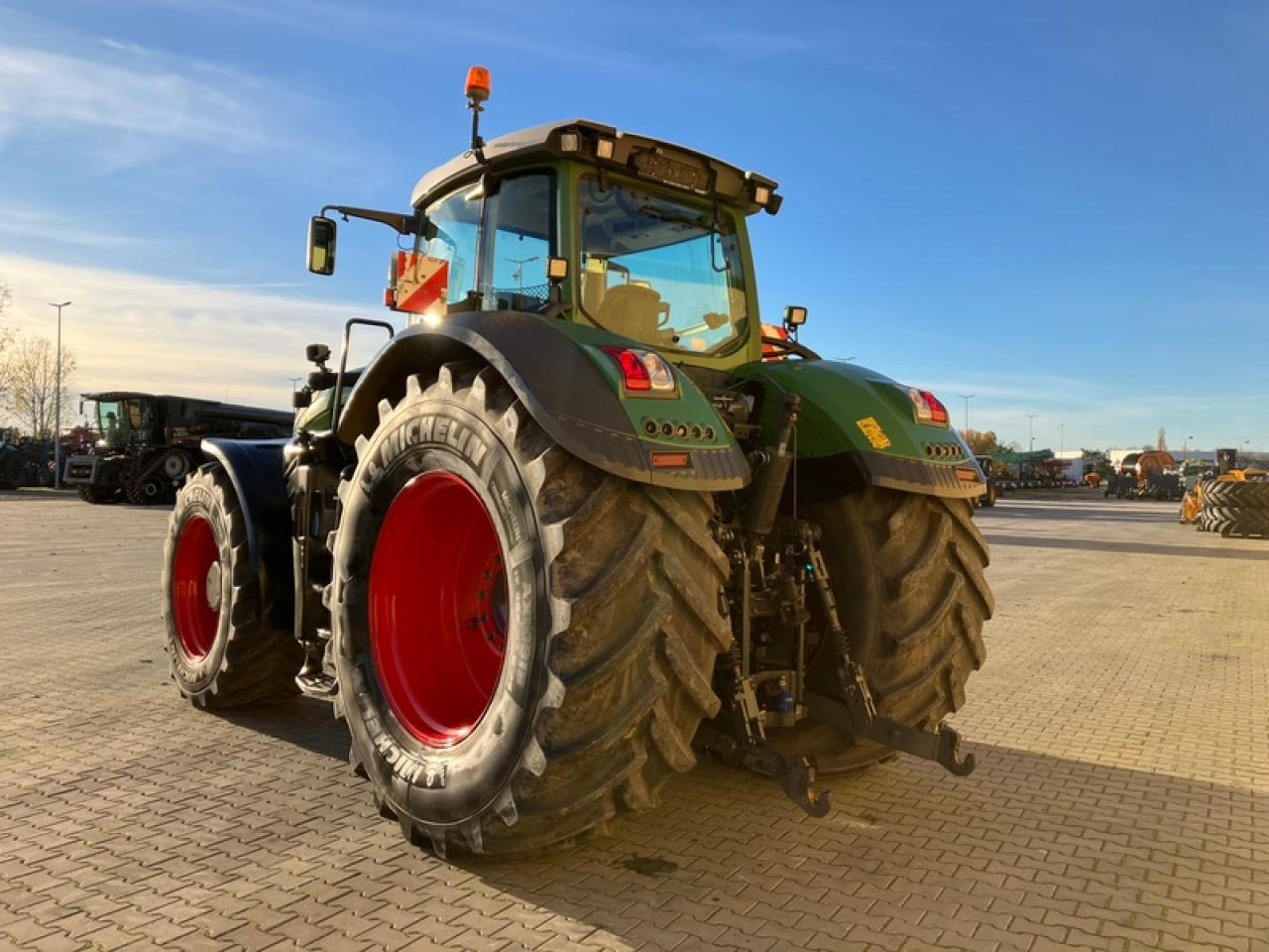 Fendt VARIO 1050 - Traktors: foto 3 Fendt VARIO 1050 - Traktors: foto 3