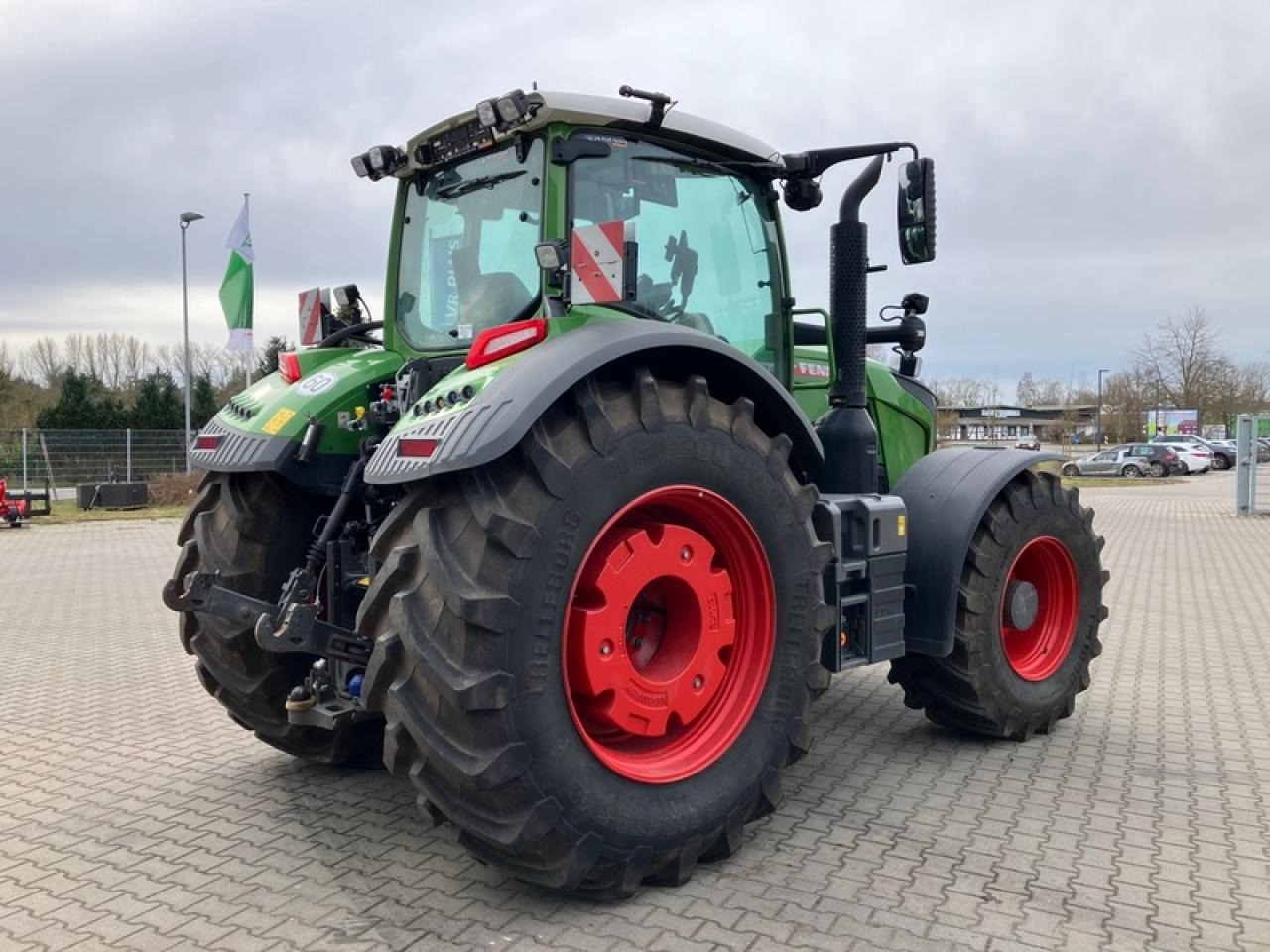 Fendt VARIO 728 GEN 7//RTK//VARIO GRIP - Traktors: foto 4 Fendt VARIO 728 GEN 7//RTK//VARIO GRIP - Traktors: foto 4