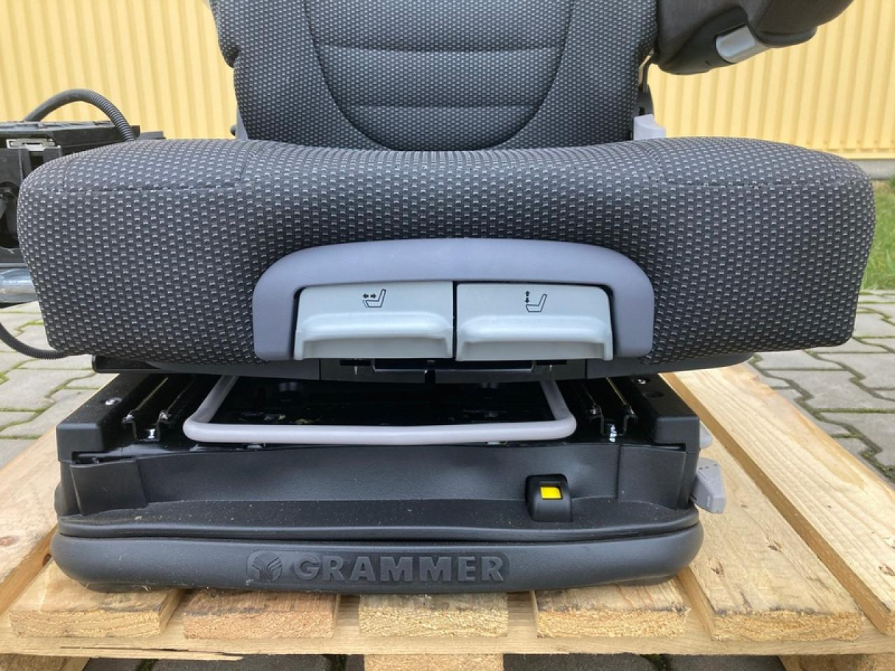 Jaunā Sēdeklis - Lauksaimniecības tehnika GRAMMER SITZ FENDT IDEAL: foto 6