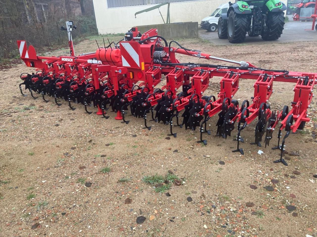 HORSCH TRANSFORMER6 VF - Augsnes apstrādes tehnika: foto 3 HORSCH TRANSFORMER6 VF - Augsnes apstrādes tehnika: foto 3