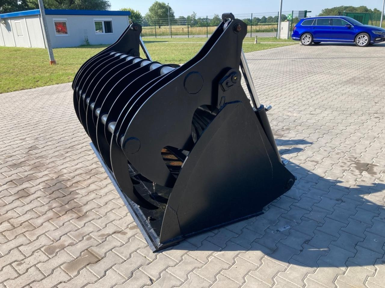 LSB SILAGEGREIFSCHAUFEL AKTION - Iekrāvēja kauss: foto 4 LSB SILAGEGREIFSCHAUFEL AKTION - Iekrāvēja kauss: foto 4