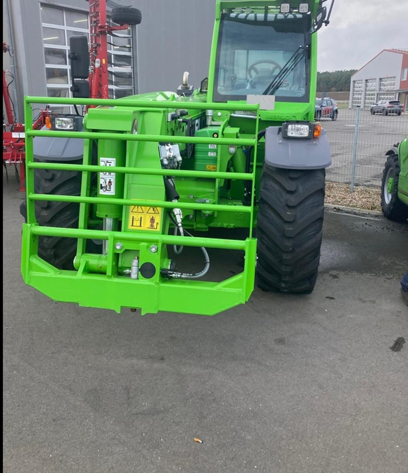 Merlo MF 34.9 CS140 MULTIFARMER - Teleskopiskais iekrāvējs: foto 3 Merlo MF 34.9 CS140 MULTIFARMER - Teleskopiskais iekrāvējs: foto 3