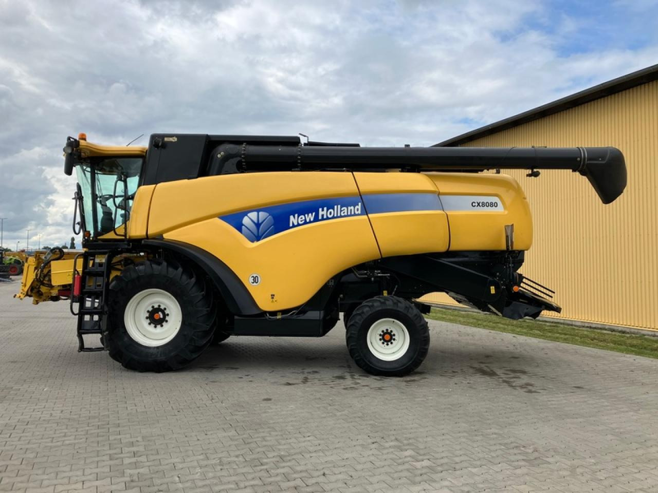 New Holland CX 8080 - Labības kombains: foto 2 New Holland CX 8080 - Labības kombains: foto 2