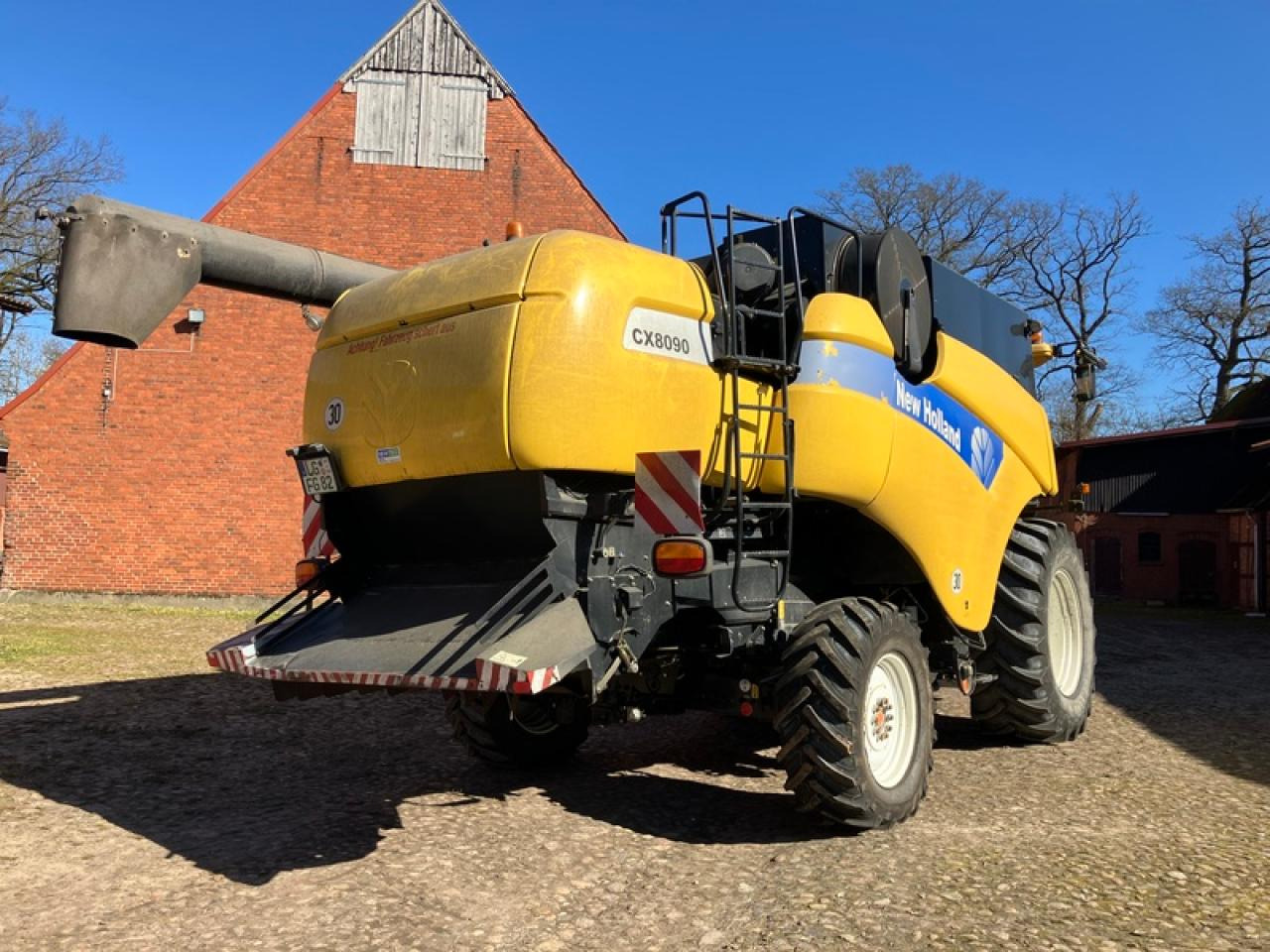 New Holland CX 8090 ALLRAD SIEBKASTENAUSGLEICH - Labības kombains: foto 4 New Holland CX 8090 ALLRAD SIEBKASTENAUSGLEICH - Labības kombains: foto 4