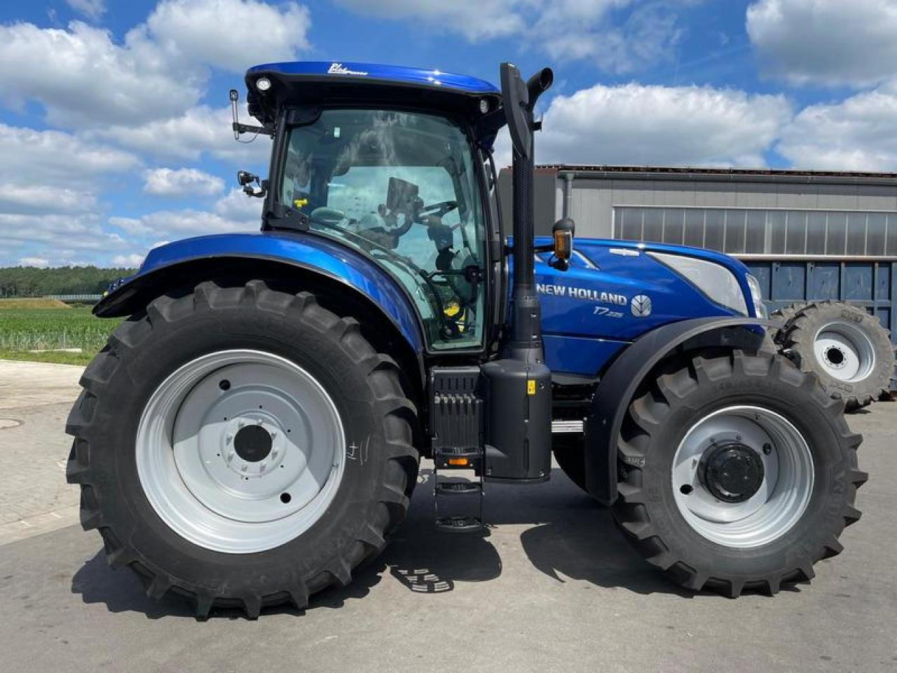 New Holland T 7.225 AKTION - Traktors: foto 4 New Holland T 7.225 AKTION - Traktors: foto 4