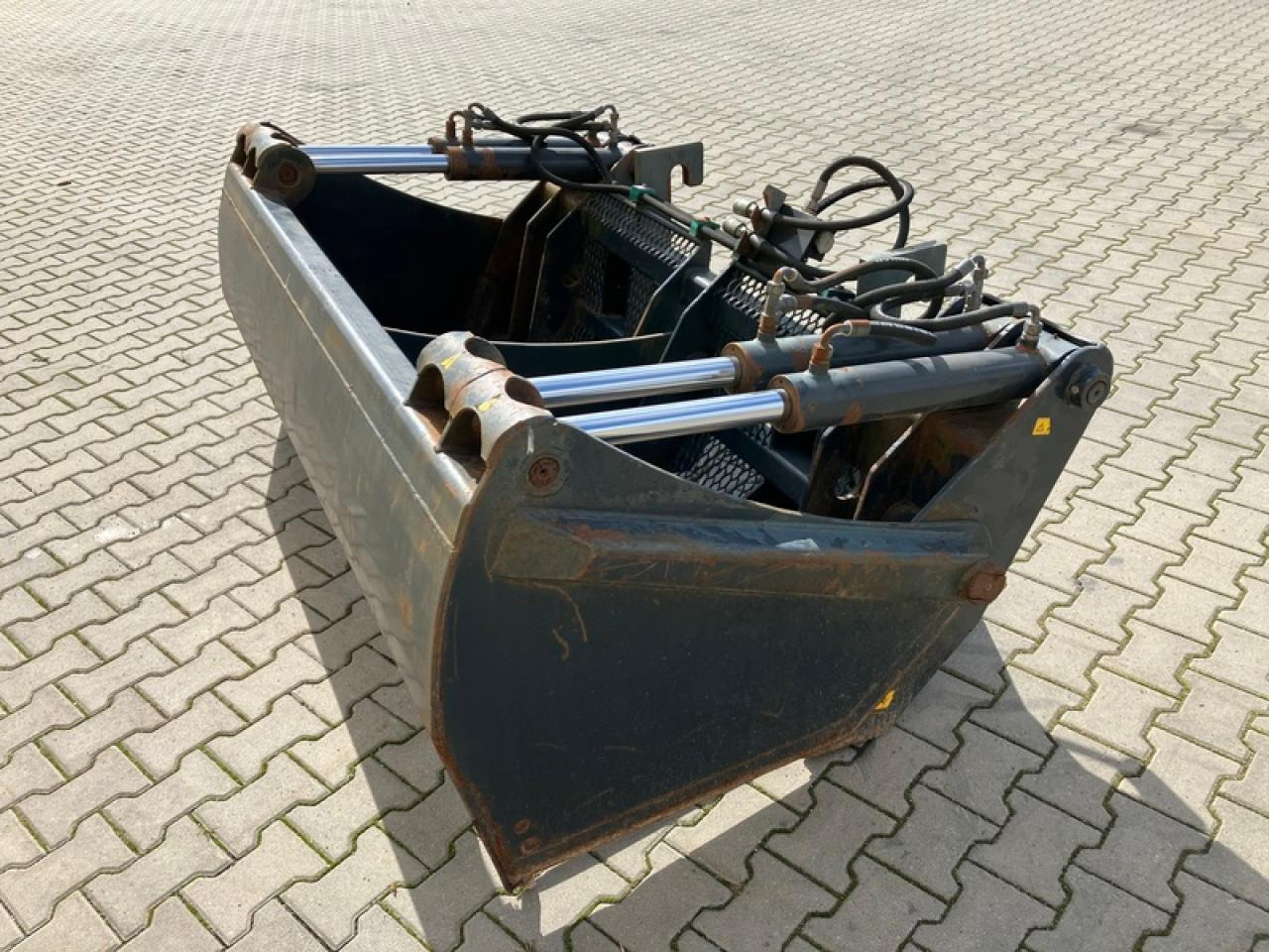 Saphir SSZ199 - Kauss: foto 3 Saphir SSZ199 - Kauss: foto 3
