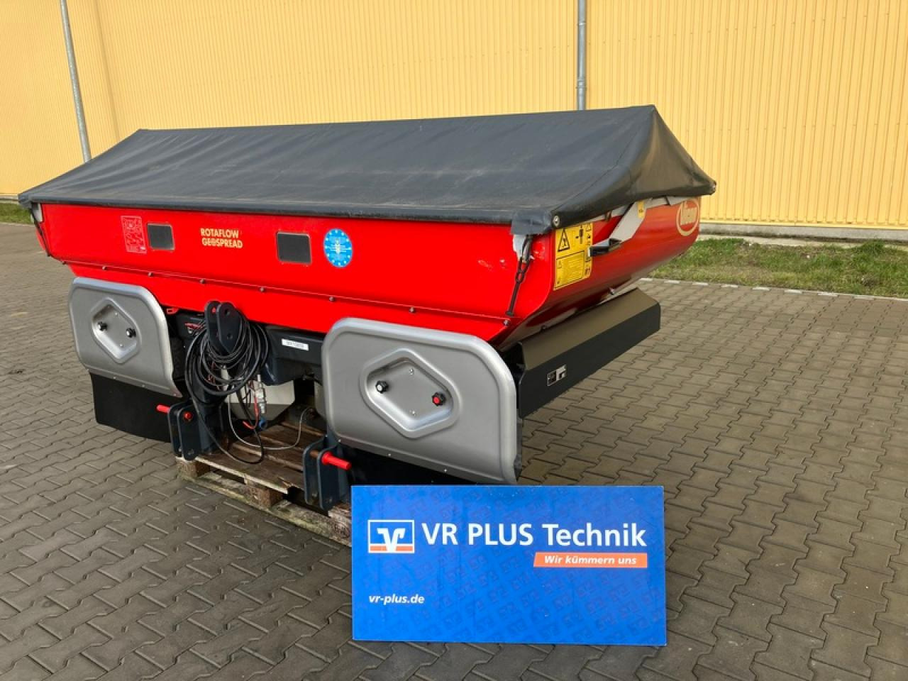 Vicon RO-EDW - Minerālmēslu izkliedētājs: foto 1 Vicon RO-EDW - Minerālmēslu izkliedētājs: foto 1