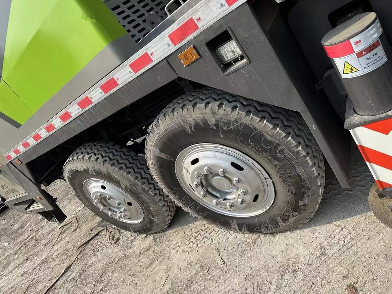 Zoomlion Chinese brand used Zoomlion ZTC500V ZTC700V ZTC900V 50 ton 70 to - Autoceltnis: foto 5 Zoomlion Chinese brand used Zoomlion ZTC500V ZTC700V ZTC900V 50 ton 70 to - Autoceltnis: foto 5