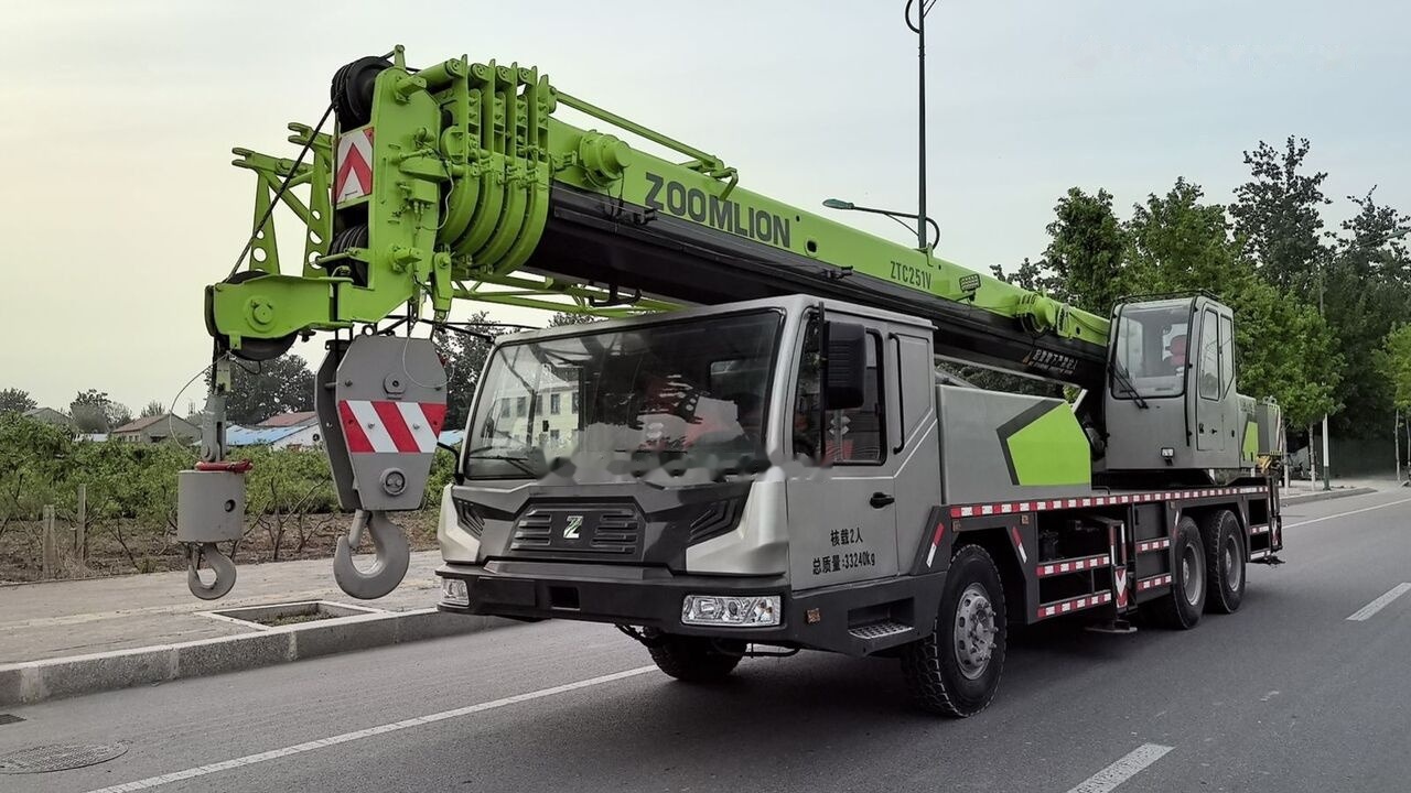 Zoomlion ZTC251V ZTC350 ZTV500 25T 35T 50T 25ton 35ton - Autoceltnis: foto 3 Zoomlion ZTC251V ZTC350 ZTV500 25T 35T 50T 25ton 35ton - Autoceltnis: foto 3