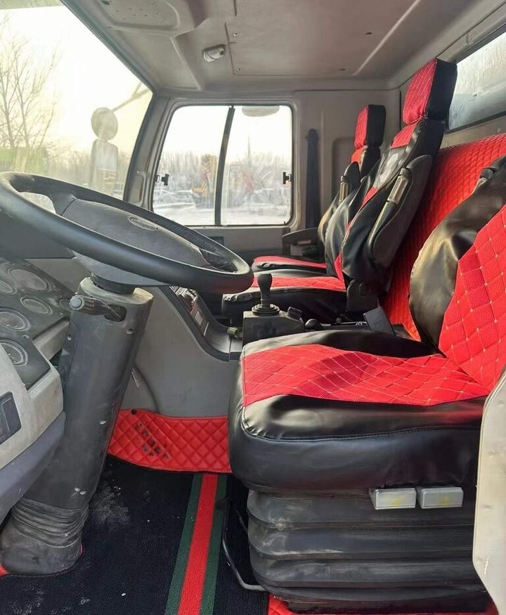 Zoomlion ZTC350 ZTC250 ZTC550 ZTC1000 35t 35ton 50t 70t - Autoceltnis: foto 5 Zoomlion ZTC350 ZTC250 ZTC550 ZTC1000 35t 35ton 50t 70t - Autoceltnis: foto 5