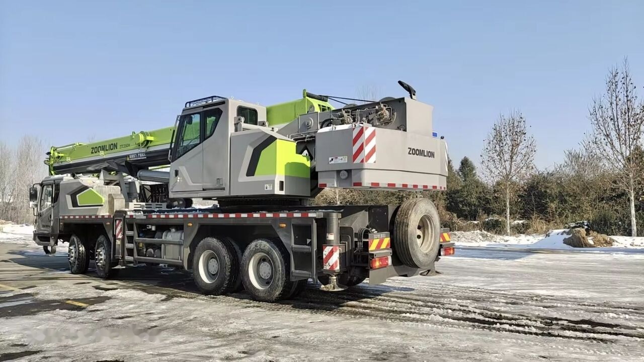 Zoomlion ZTC350 ZTC250 ZTC550 ZTC1000 35t 35ton 50t 70t - Autoceltnis: foto 4 Zoomlion ZTC350 ZTC250 ZTC550 ZTC1000 35t 35ton 50t 70t - Autoceltnis: foto 4