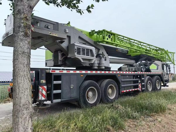Zoomlion ZTC800 80ton 80t truck crane - Autoceltnis: foto 4 Zoomlion ZTC800 80ton 80t truck crane - Autoceltnis: foto 4
