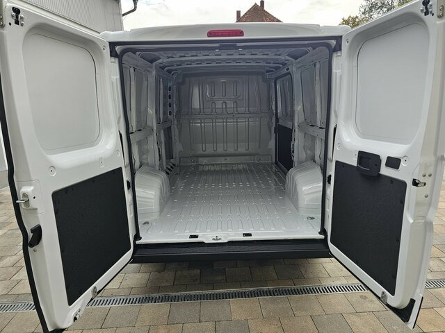 Jaunā Mazs furgons FIAT Ducato 120 L2H1 Premium Kabine + Visibility...: foto 24 Jaunā Mazs furgons FIAT Ducato 120 L2H1 Premium Kabine + Visibility...: foto 24