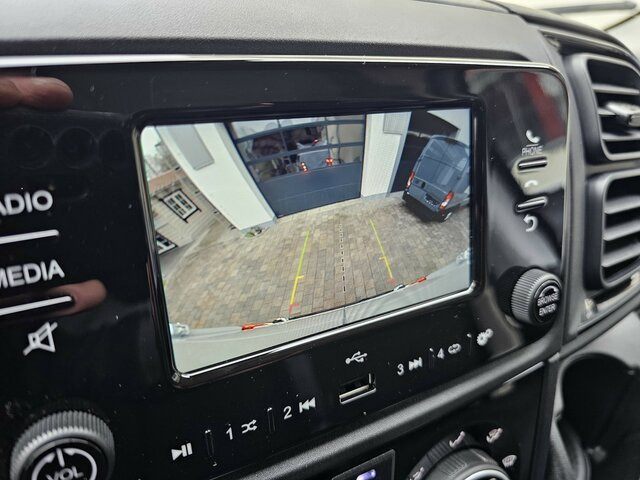 Kravas mikroautobuss FIAT Ducato 35 140 L2H2 Klima Temp 260° Kamera PDC...: foto 10 Kravas mikroautobuss FIAT Ducato 35 140 L2H2 Klima Temp 260° Kamera PDC...: foto 10