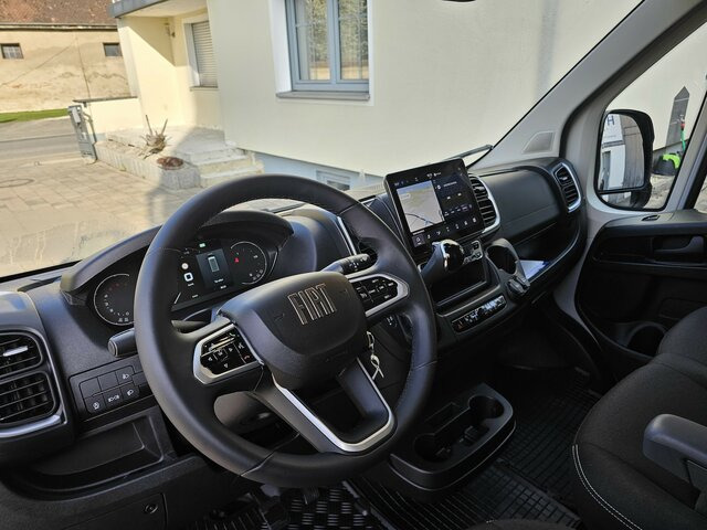 FIAT Ducato 35 L3H2 180 Automatik 13m³ Serie 10 9.2 - Kravas mikroautobuss: foto 3 FIAT Ducato 35 L3H2 180 Automatik 13m³ Serie 10 9.2 - Kravas mikroautobuss: foto 3