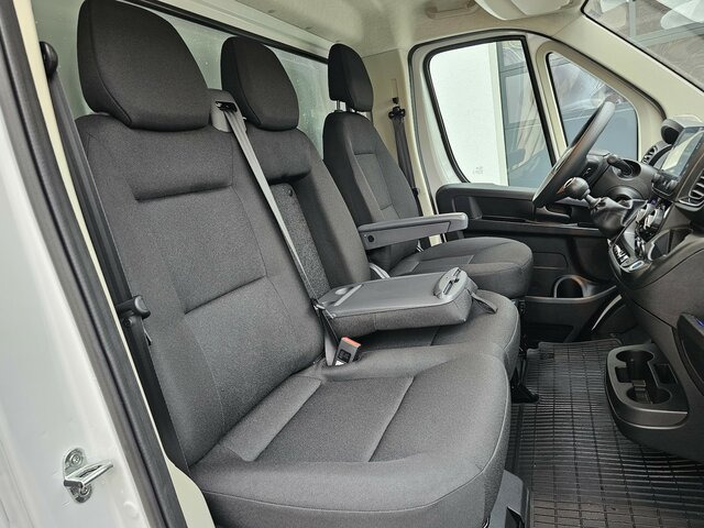 Jaunā Furgons ar slēgtā virsbūve FIAT Ducato 35 MAXI 180 Koffer Kamera 7` TFT sofort...: foto 18 Jaunā Furgons ar slēgtā virsbūve FIAT Ducato 35 MAXI 180 Koffer Kamera 7` TFT sofort...: foto 18