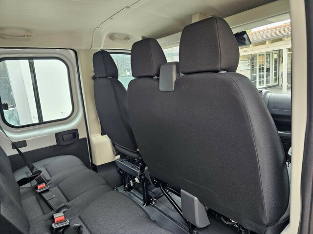 Jaunā Automašīna ar kravas platformu, Kravas-pasažieru furgons FIAT Ducato MAXI 140 Serie10-9.2 2025 L5 DOKA 3,3 M....: foto 22