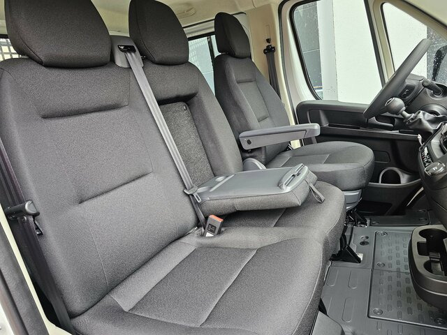 Jaunā Automašīna ar kravas platformu, Kravas-pasažieru furgons FIAT Ducato MAXI 140 Serie10-9.2 2025 L5 DOKA 3,3 M....: foto 17