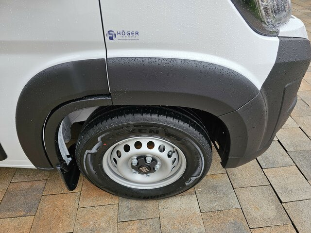 Jaunā Automašīna ar kravas platformu, Kravas-pasažieru furgons FIAT Ducato MAXI 140 Serie10-9.2 2025 L5 DOKA 3,3 M....: foto 35