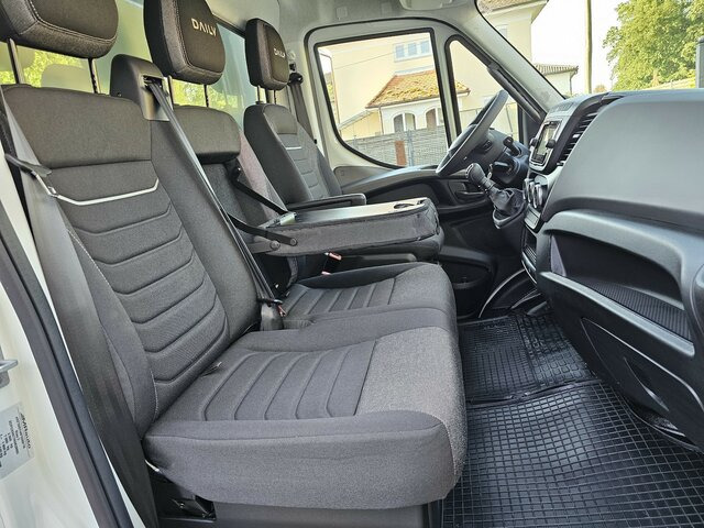 Jaunā Furgons ar slēgtā virsbūve IVECO Daily 35S18 3.0 Koffer LBW Bär ACC LED sofort!: foto 15