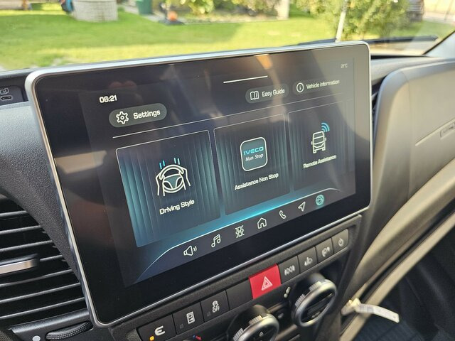 Jaunā Kravas mikroautobuss, Kravas-pasažieru furgons IVECO Daily 35S18HA8V DOKA Hi-Matic 12m³ 2xSchiebetür...: foto 32