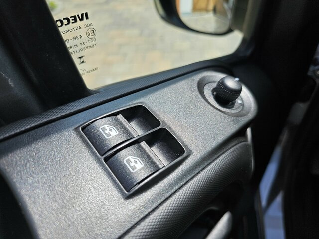 Jaunā Kravas mikroautobuss, Kravas-pasažieru furgons IVECO Daily 35S18HA8V DOKA Snoeks Mixto Hi-Matic 16m³: foto 39