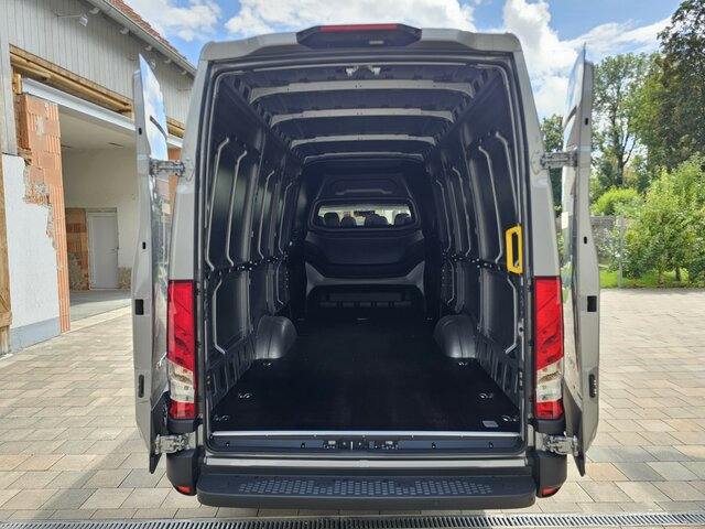 Jaunā Kravas mikroautobuss, Kravas-pasažieru furgons IVECO Daily 35S18HA8V DOKA Snoeks Mixto Hi-Matic 16m³: foto 38
