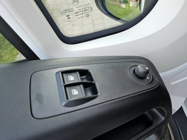 FIAT Ducato MAXI Serie 9.2 2025 DOKA 3-Seitenkiipper - Kravas automašīna: foto 4 FIAT Ducato MAXI Serie 9.2 2025 DOKA 3-Seitenkiipper - Kravas automašīna: foto 4