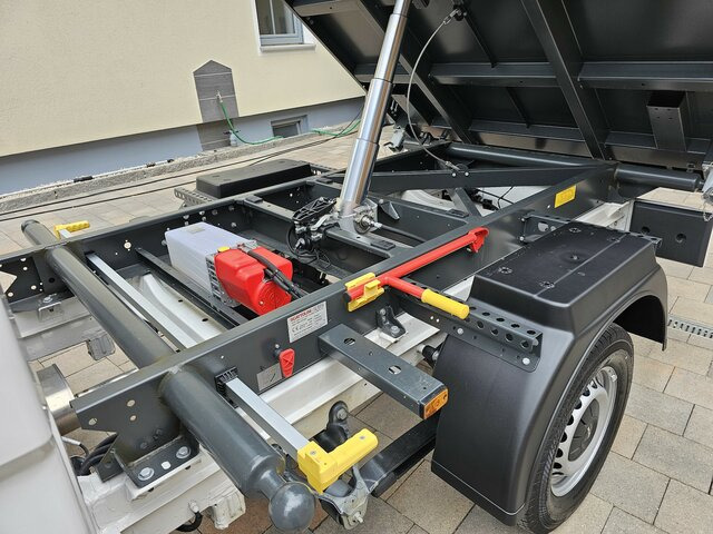 Komercauto pašizgāzējs, Kravas-pasažieru furgons MAN TGE 3.140 Doka L3 Dreiseitenkipper Facelift: foto 30