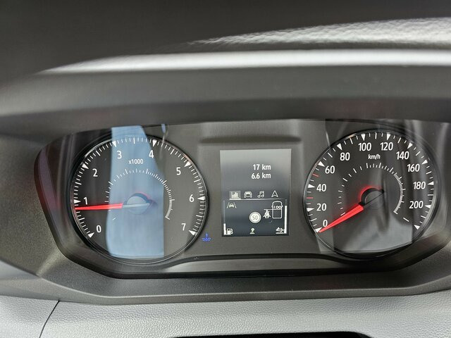 RENAULT Master 170 Koffer LED Kamera 2,33 Höhe sofort! - Furgons ar slēgtā virsbūve: foto 4 RENAULT Master 170 Koffer LED Kamera 2,33 Höhe sofort! - Furgons ar slēgtā virsbūve: foto 4