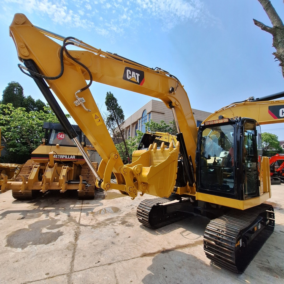 CAT 307.5 Excavator - Kāpurķēžu ekskavators: foto 1 CAT 307.5 Excavator - Kāpurķēžu ekskavators: foto 1