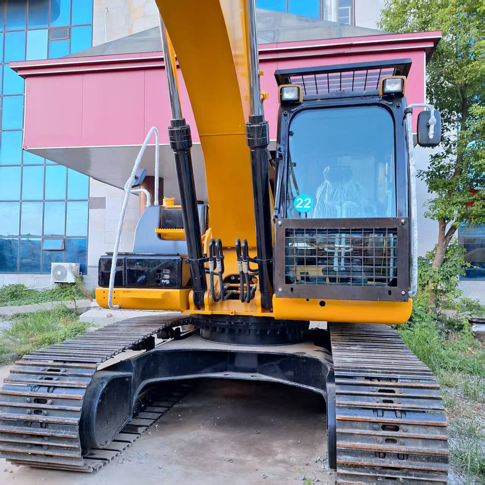 CAT 320D2L Excavator - Kāpurķēžu ekskavators: foto 1 CAT 320D2L Excavator - Kāpurķēžu ekskavators: foto 1