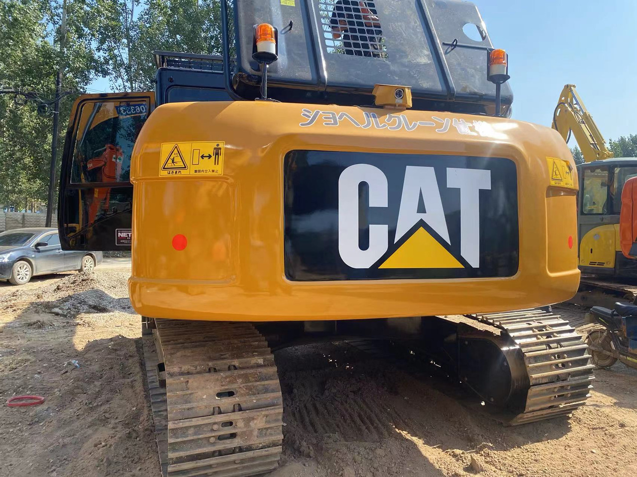CAT 320DL used excavator - Kāpurķēžu ekskavators: foto 5 CAT 320DL used excavator - Kāpurķēžu ekskavators: foto 5