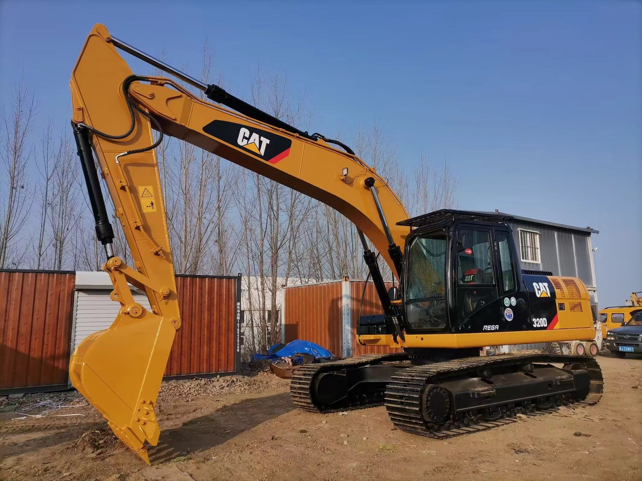 CAT 320DL used excavator - Kāpurķēžu ekskavators: foto 5 CAT 320DL used excavator - Kāpurķēžu ekskavators: foto 5
