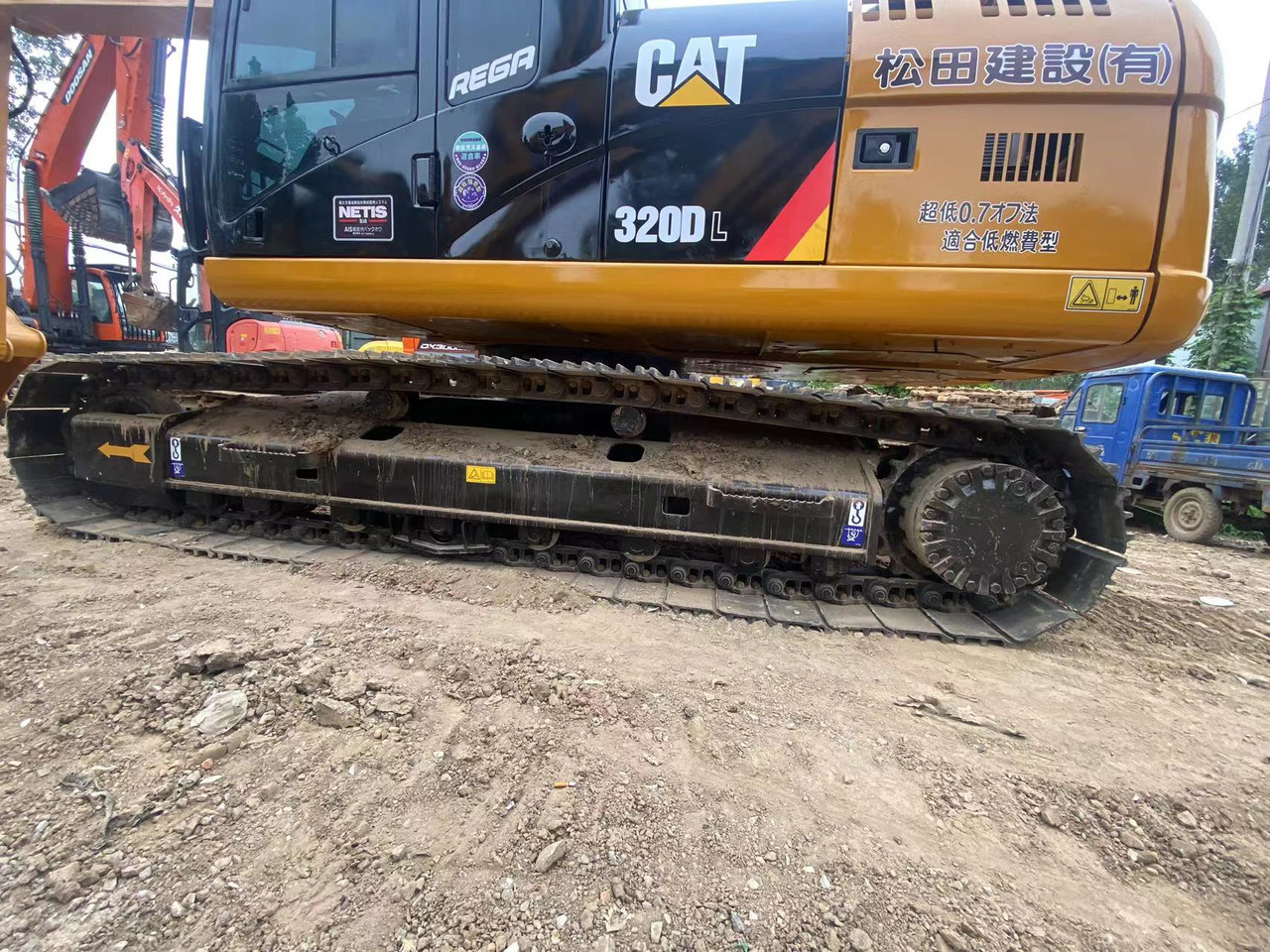 CAT 320DL used excavator - Kāpurķēžu ekskavators: foto 2 CAT 320DL used excavator - Kāpurķēžu ekskavators: foto 2