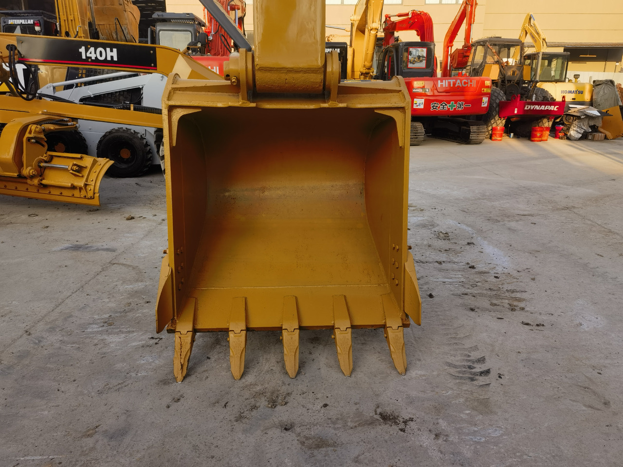 CAT 336D2 Excavator - Ekskavators: foto 3 CAT 336D2 Excavator - Ekskavators: foto 3