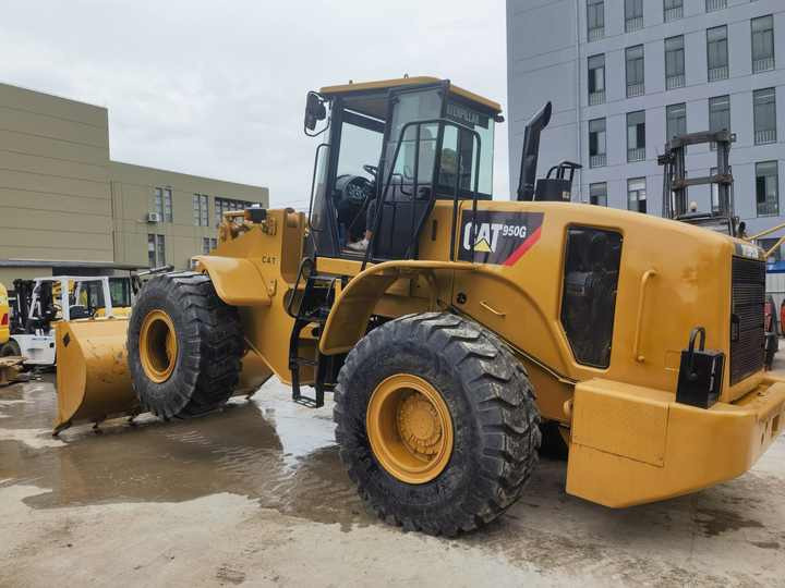 CAT 950G - Riteņu iekrāvējs: foto 5 CAT 950G - Riteņu iekrāvējs: foto 5
