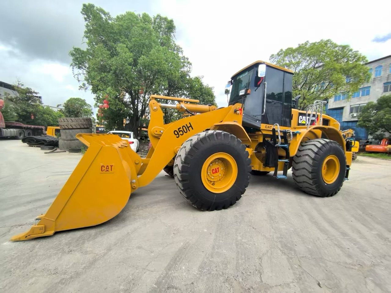 CAT 950H - Riteņu iekrāvējs: foto 4 CAT 950H - Riteņu iekrāvējs: foto 4